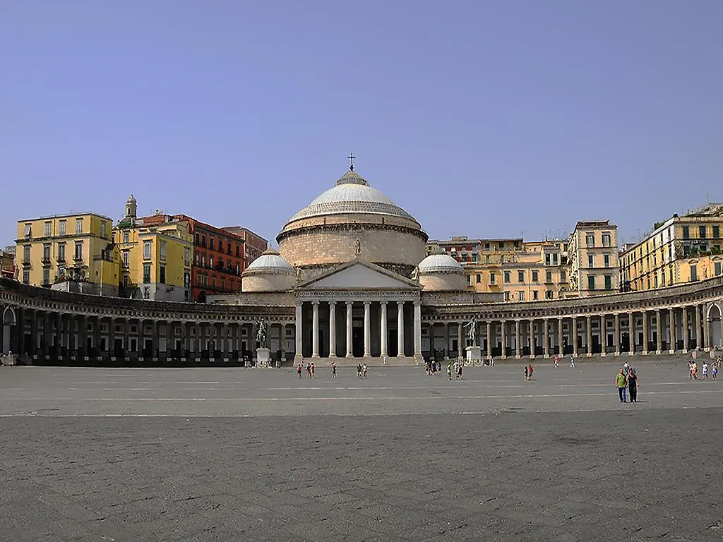 La Piazza Al Vomero Nápoles Italia